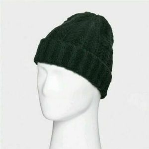 Goodfellow & Co’s Men's Green Fluffy Beanie One Si